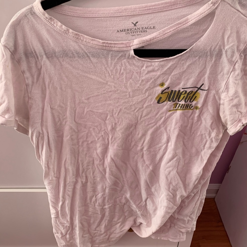 American Eagle t shirt